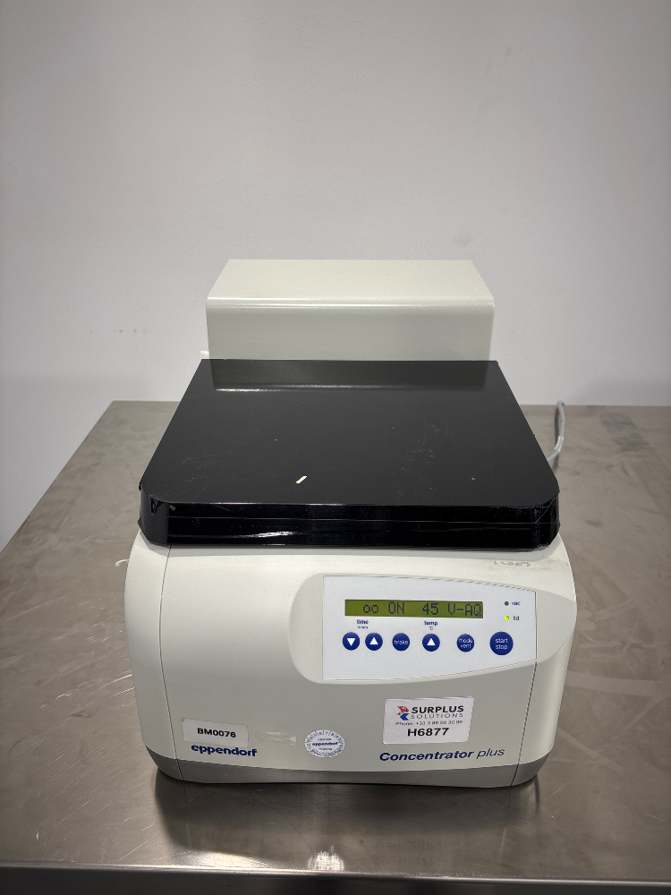 Image of Eppendorf 5305 Concentrator Plus Centrifuge